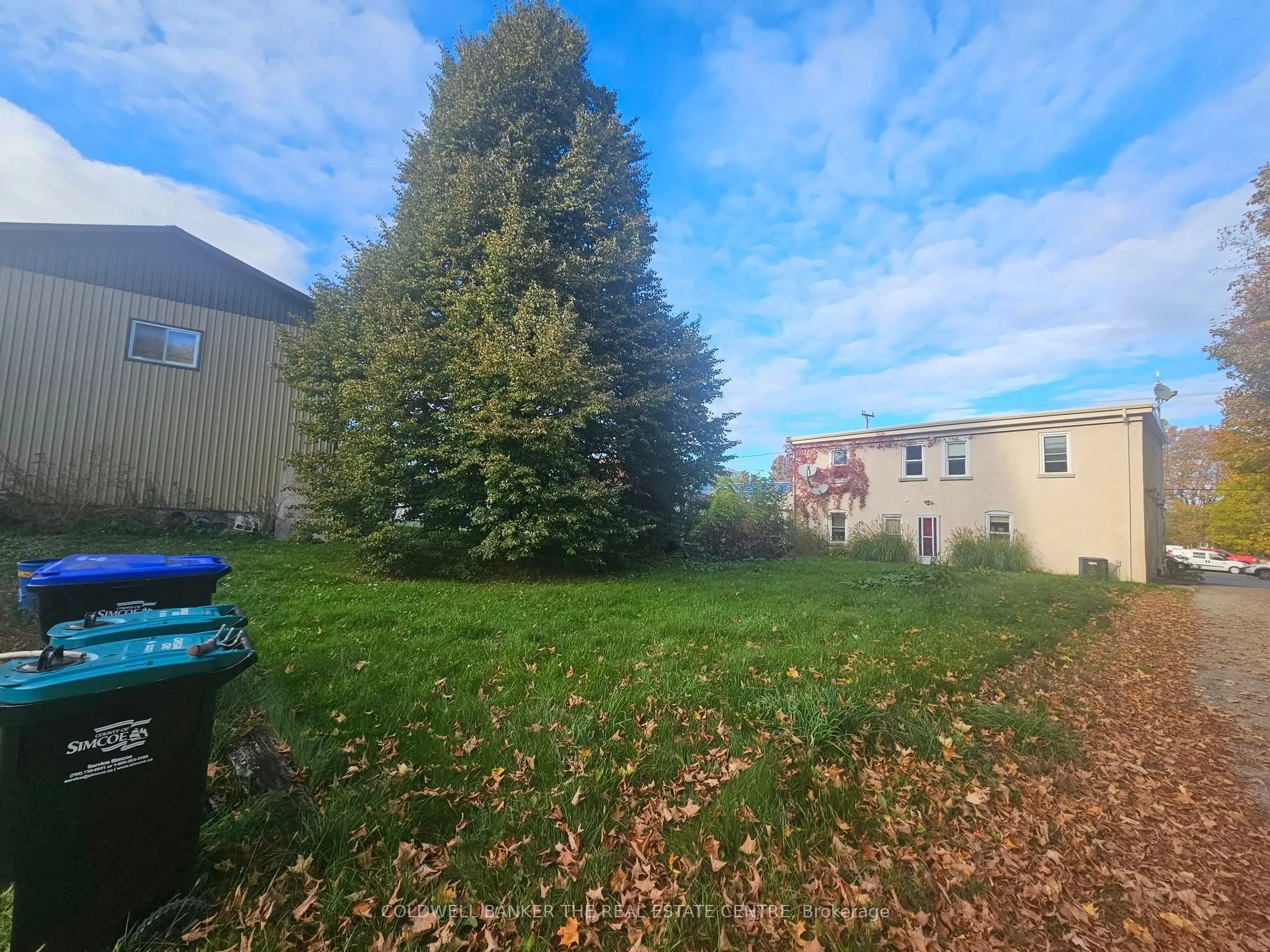4570 PENETANGUISHENE Road, #South