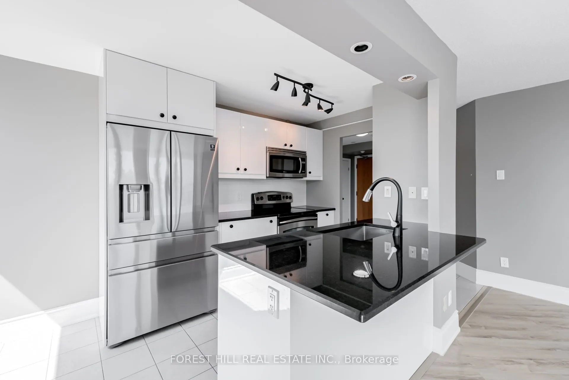 75 Ellen Street, #410