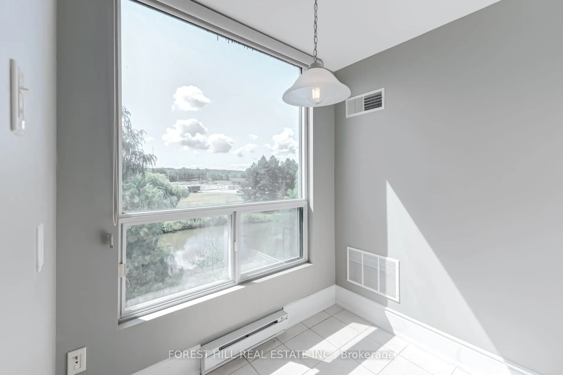 75 Ellen Street, #410