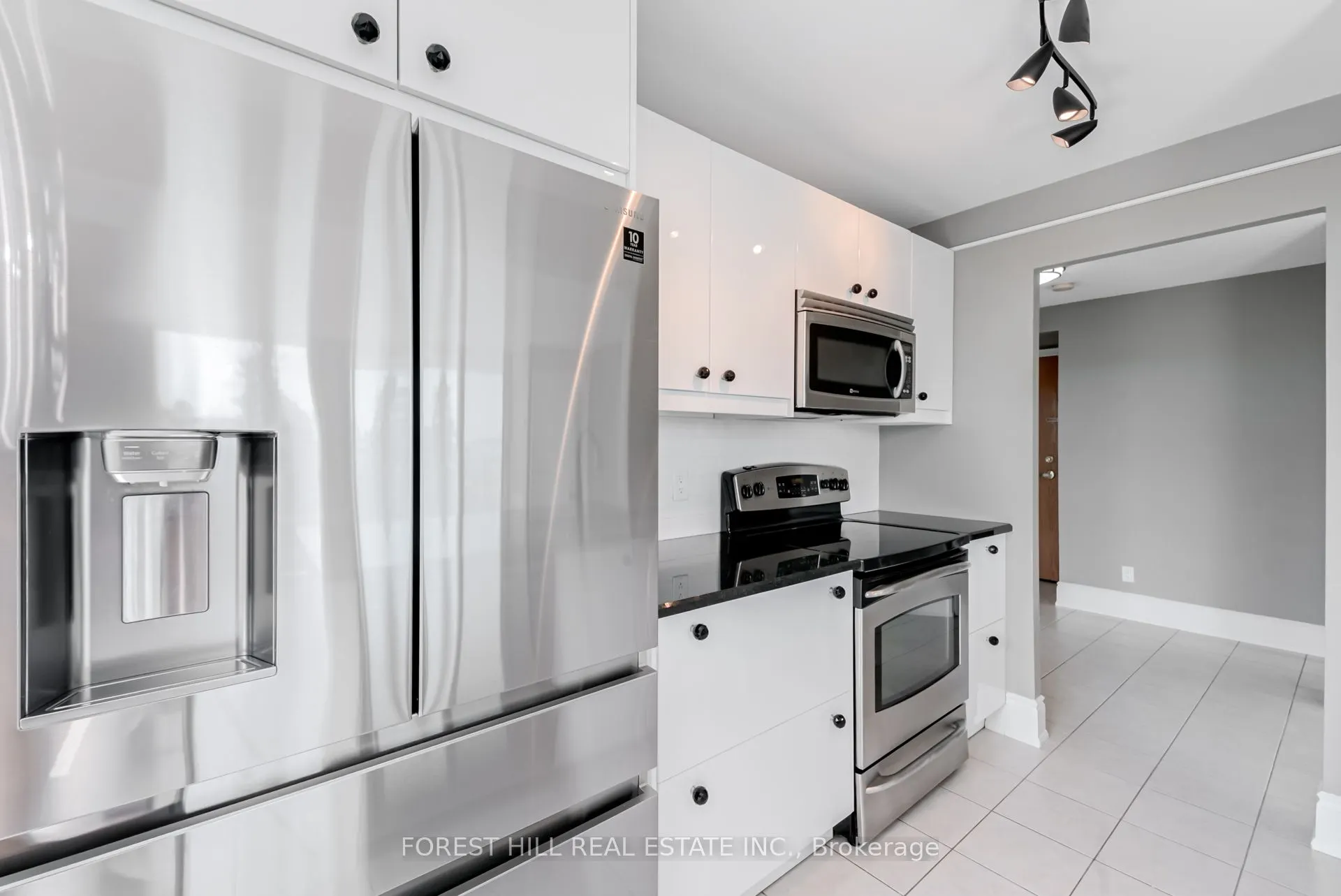 75 Ellen Street, #410