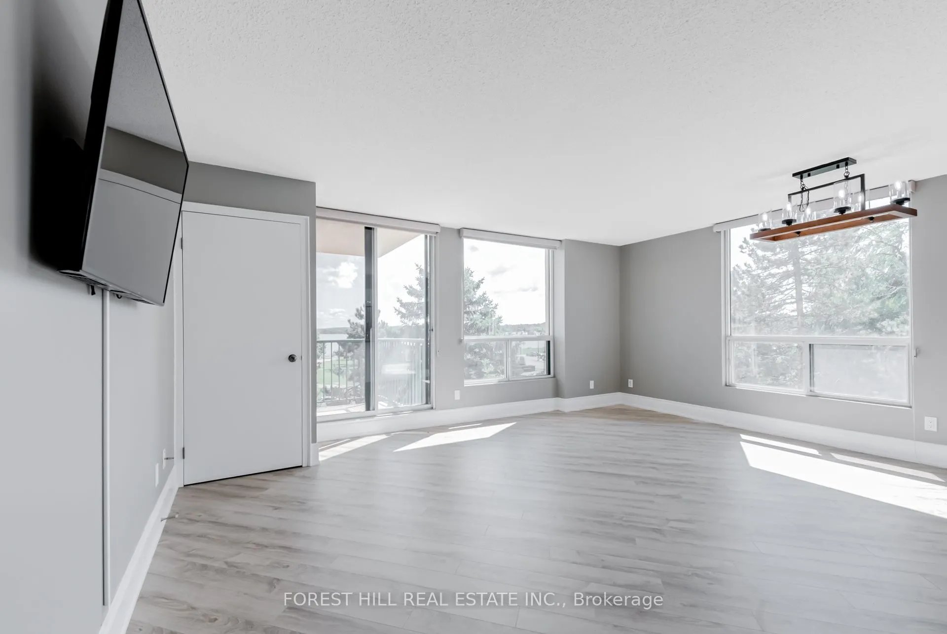 75 Ellen Street, #410