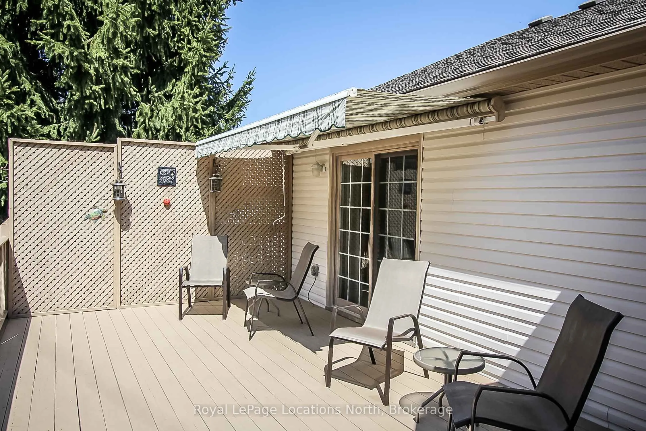 160 Fernbrook Drive