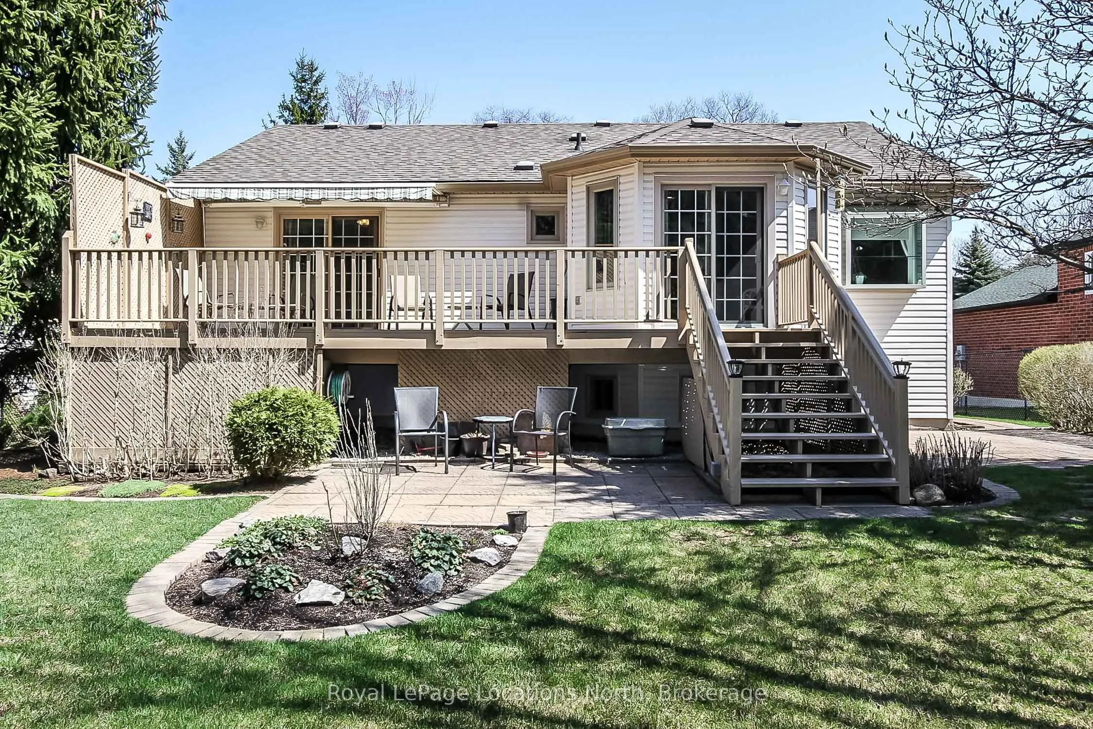 160 Fernbrook Drive
