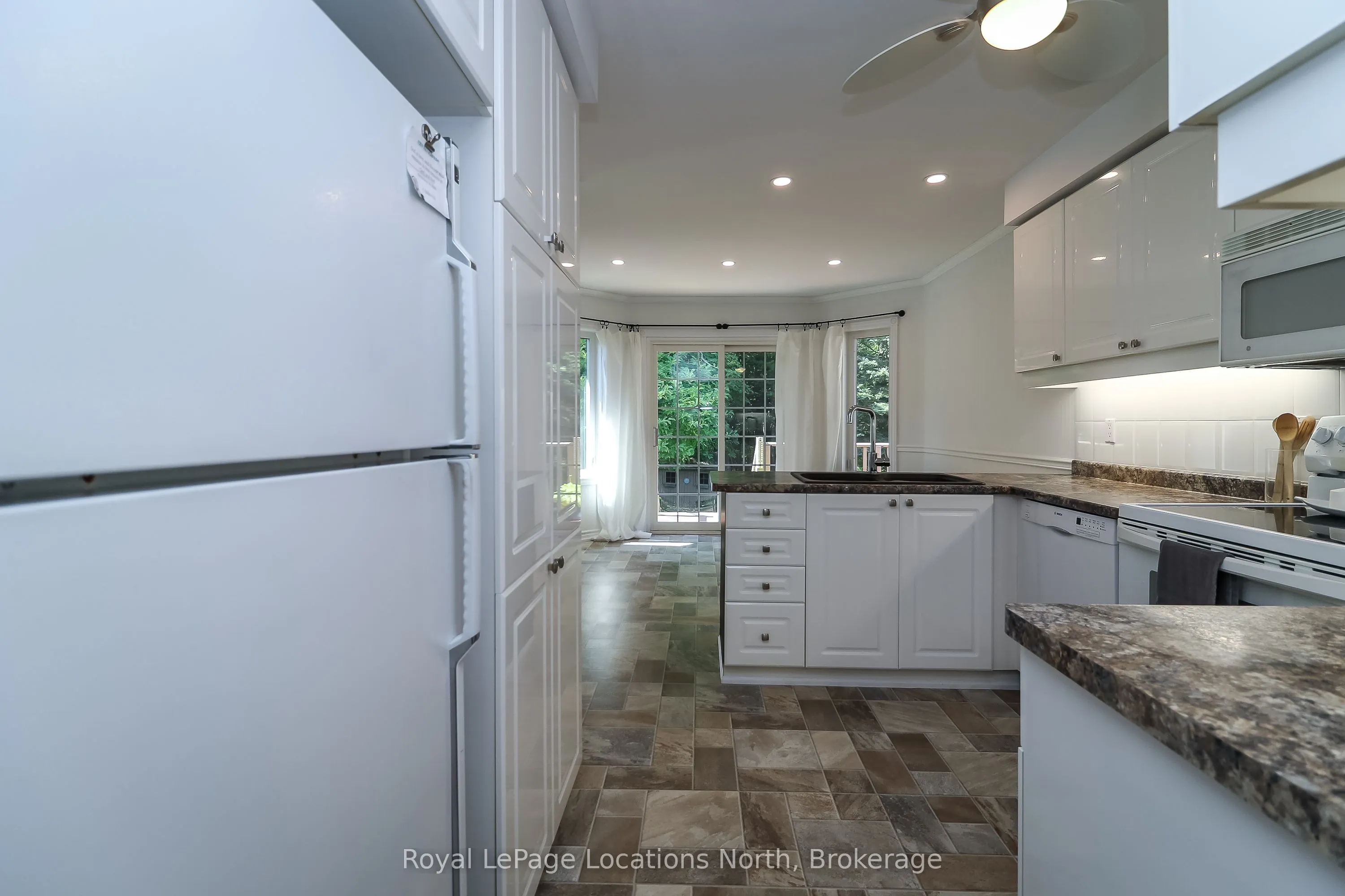 160 Fernbrook Drive