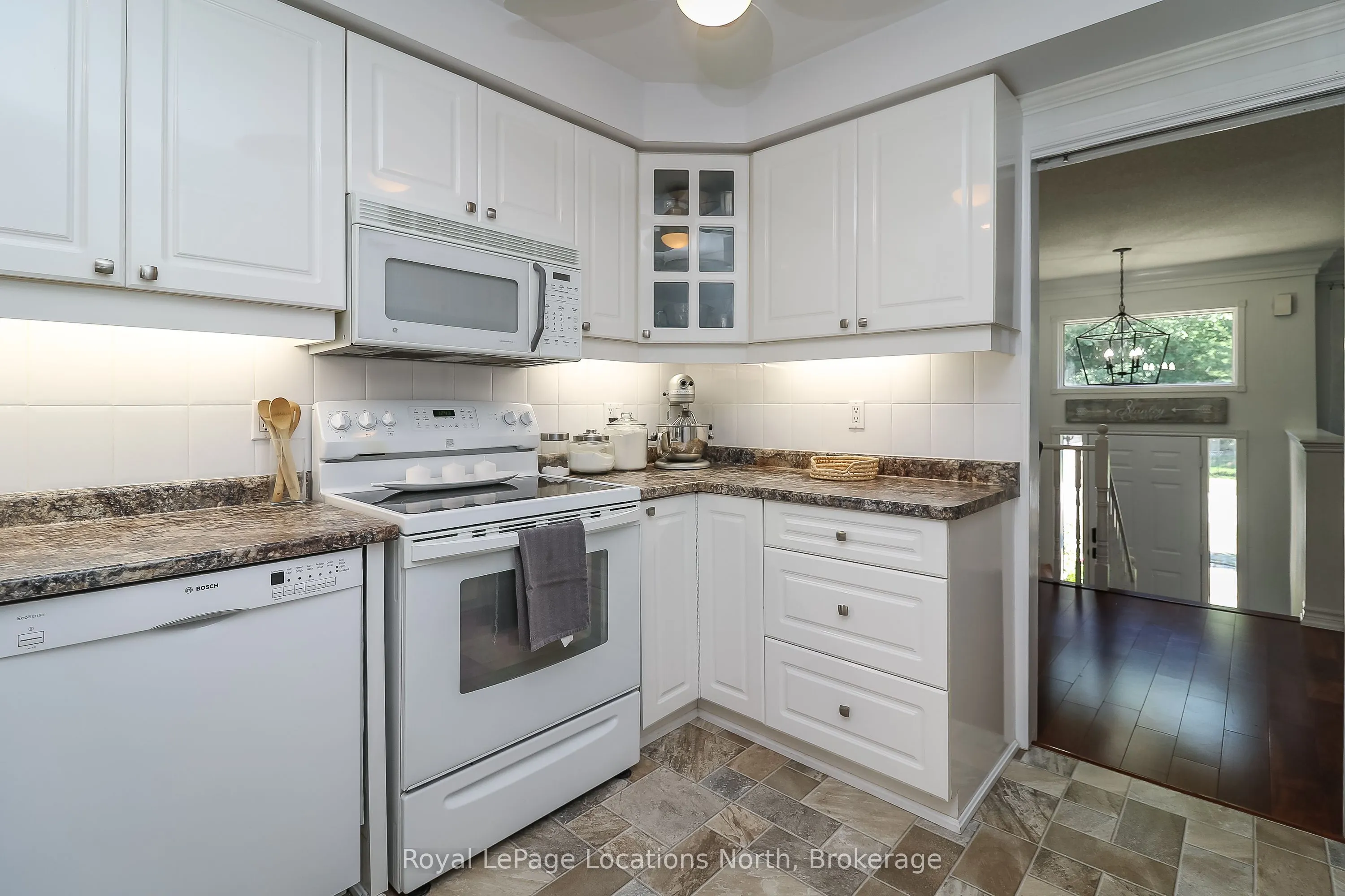 160 Fernbrook Drive