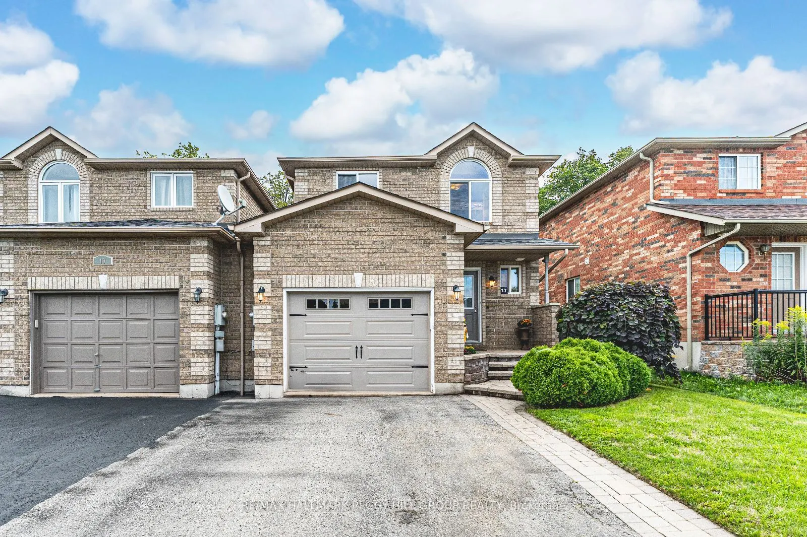 17 Bartor Boulevard