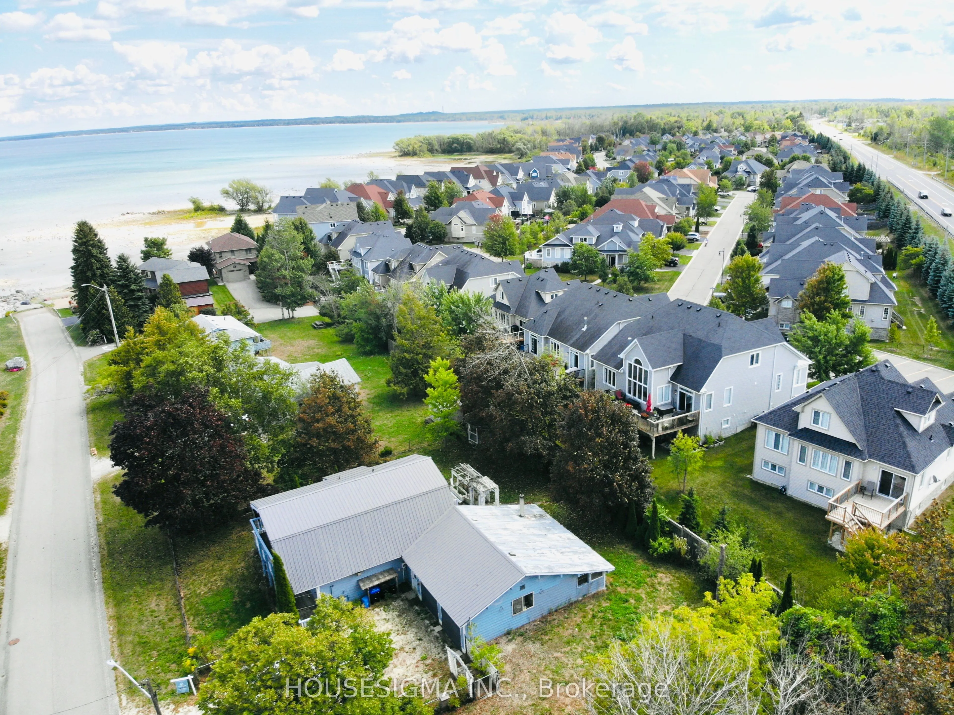 13 Bayview Avenue