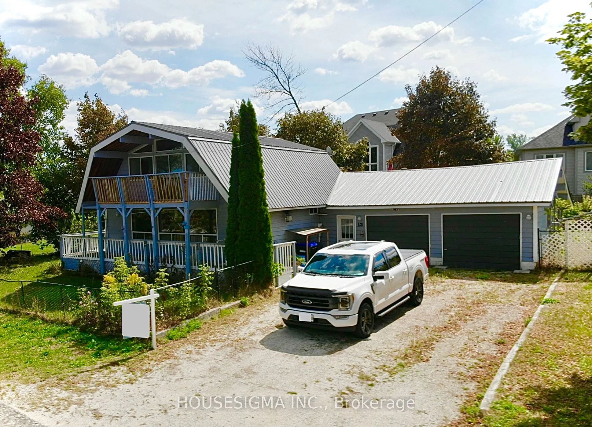 13 Bayview Avenue