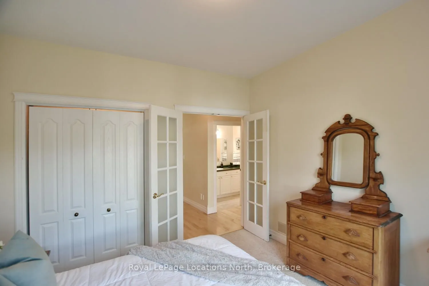 20 MOUNT VIEW Court