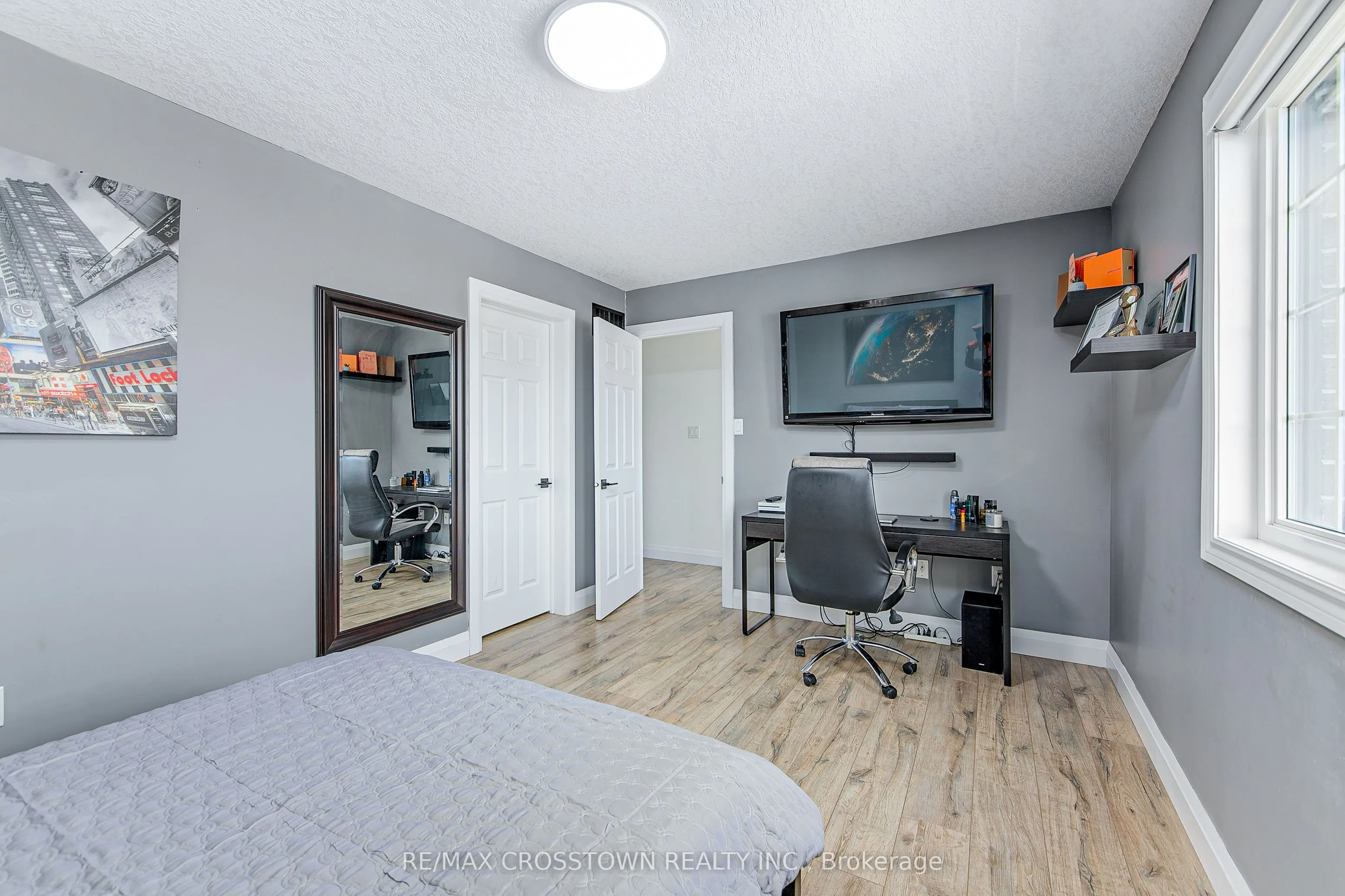 56 Graihawk Drive