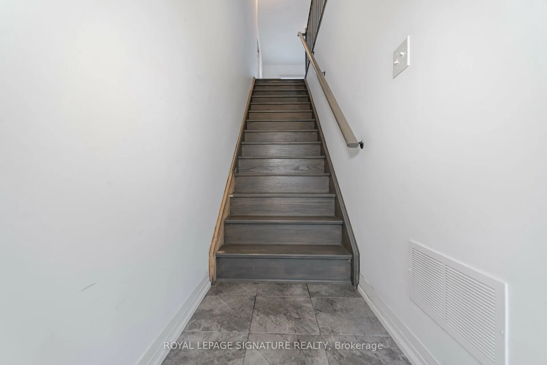 63 Fairlane Avenue