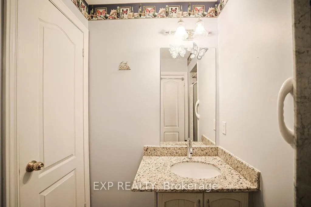 27 Green Pine Crescent