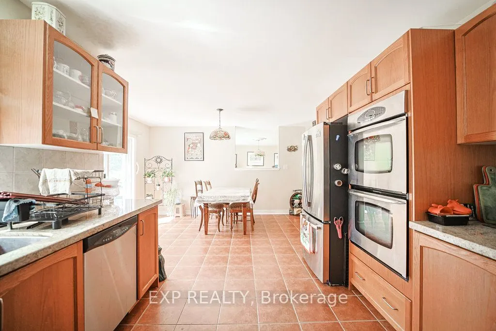 27 Green Pine Crescent