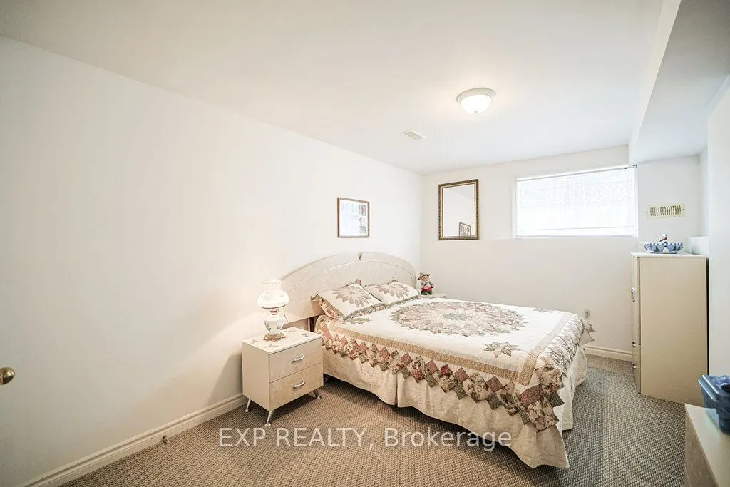 27 Green Pine Crescent