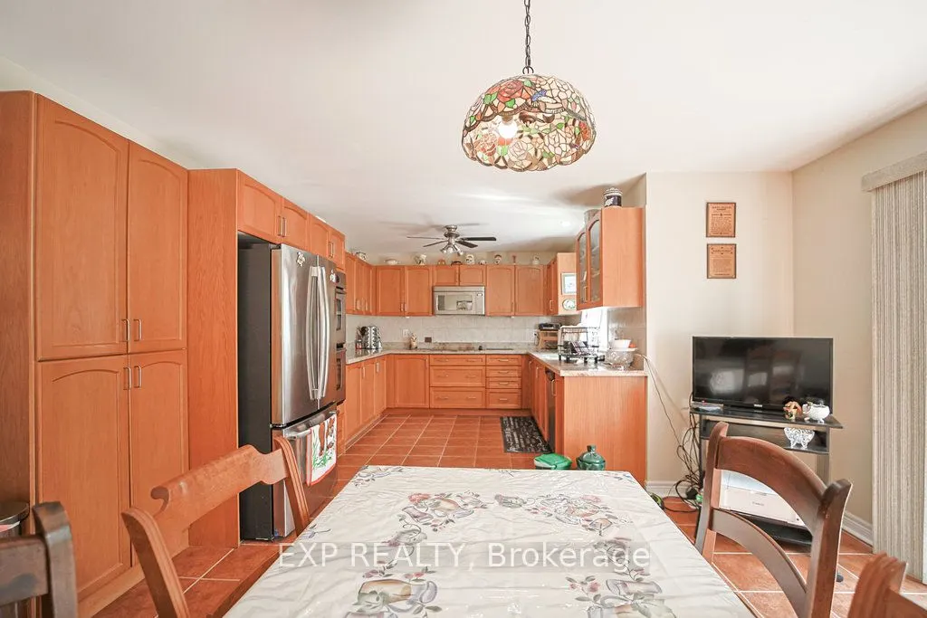27 Green Pine Crescent