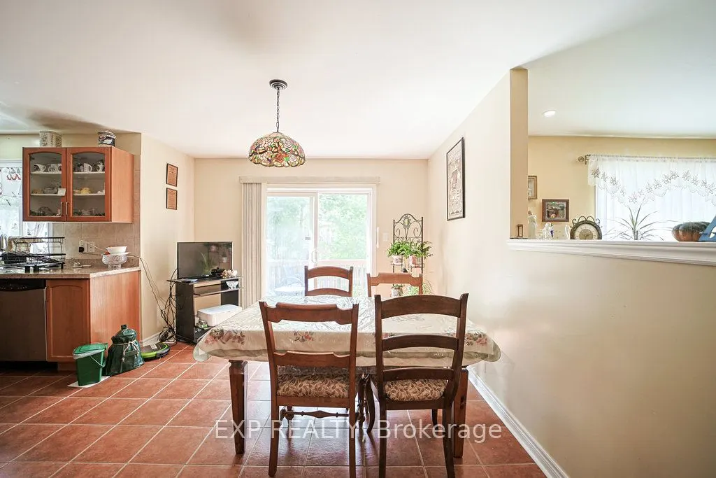 27 Green Pine Crescent