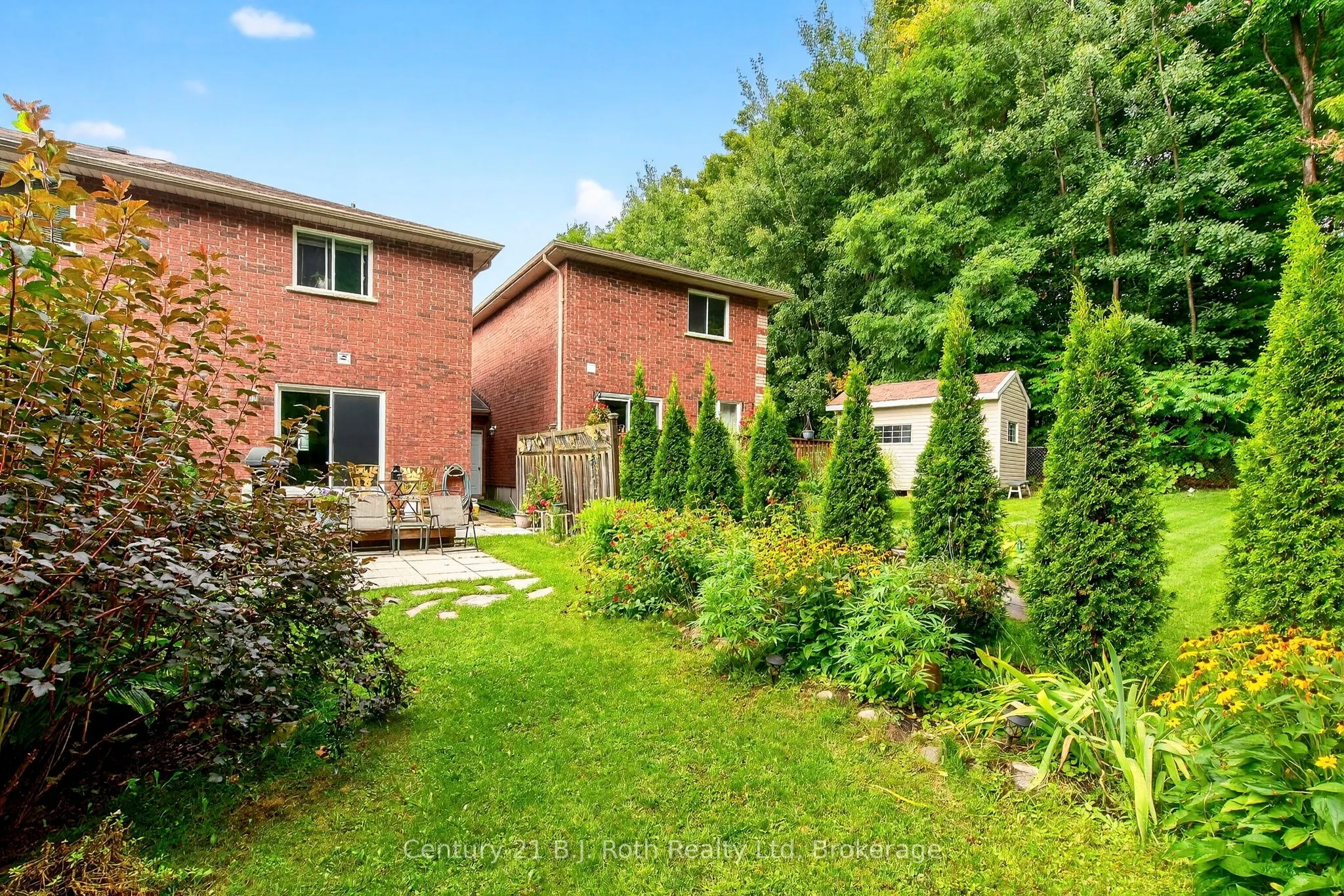 156 Southwinds Crescent