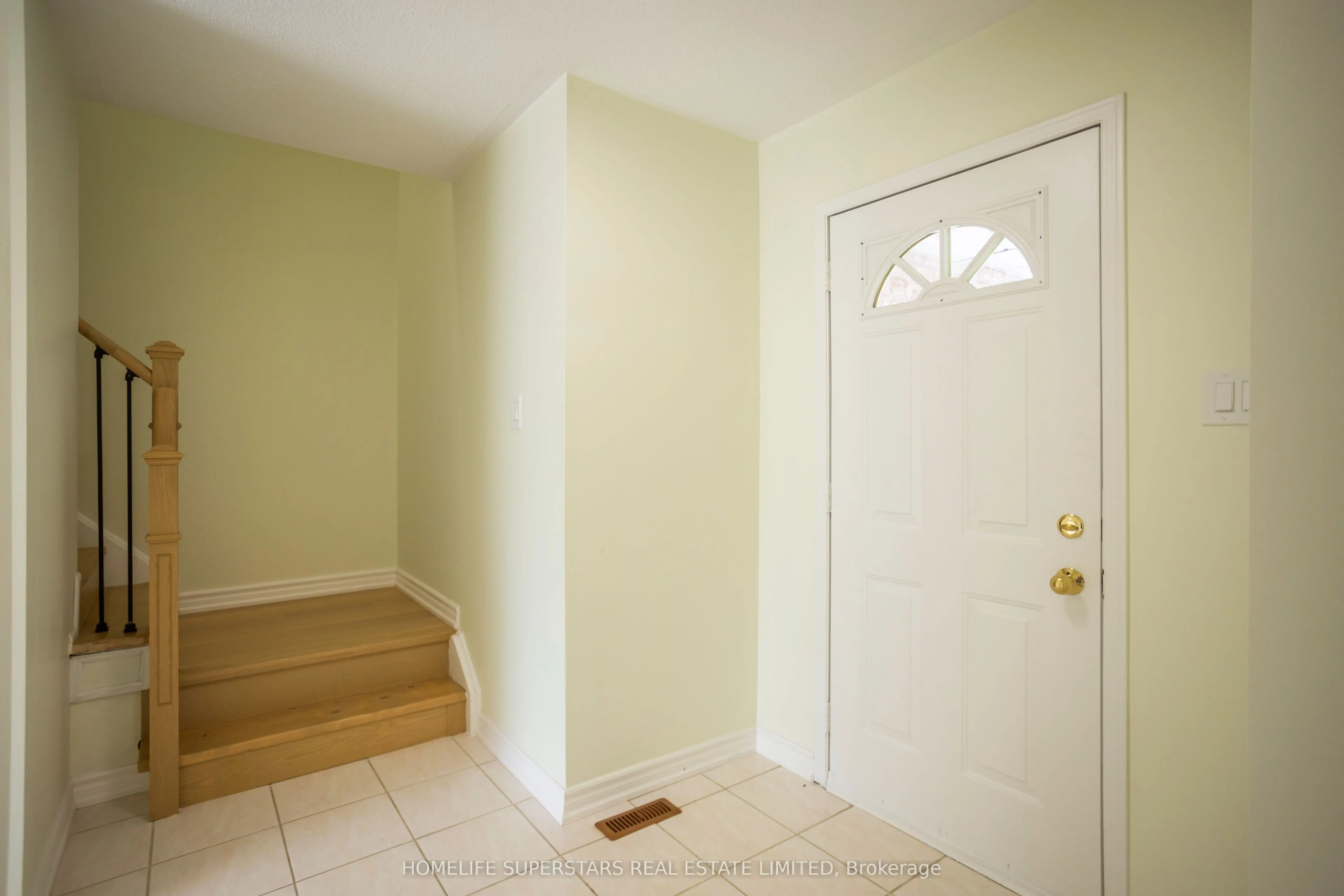 13 Draper Crescent