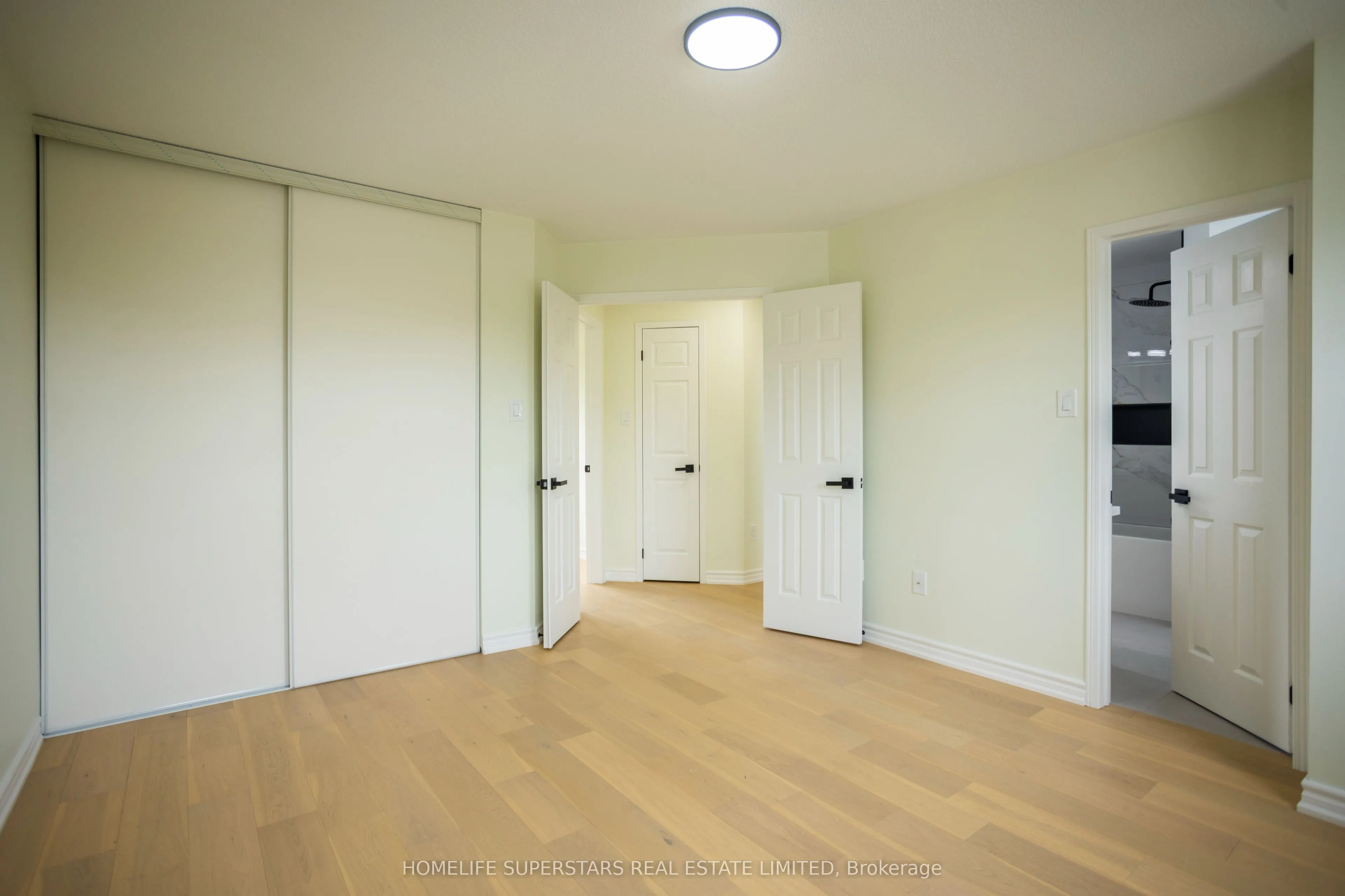 13 Draper Crescent