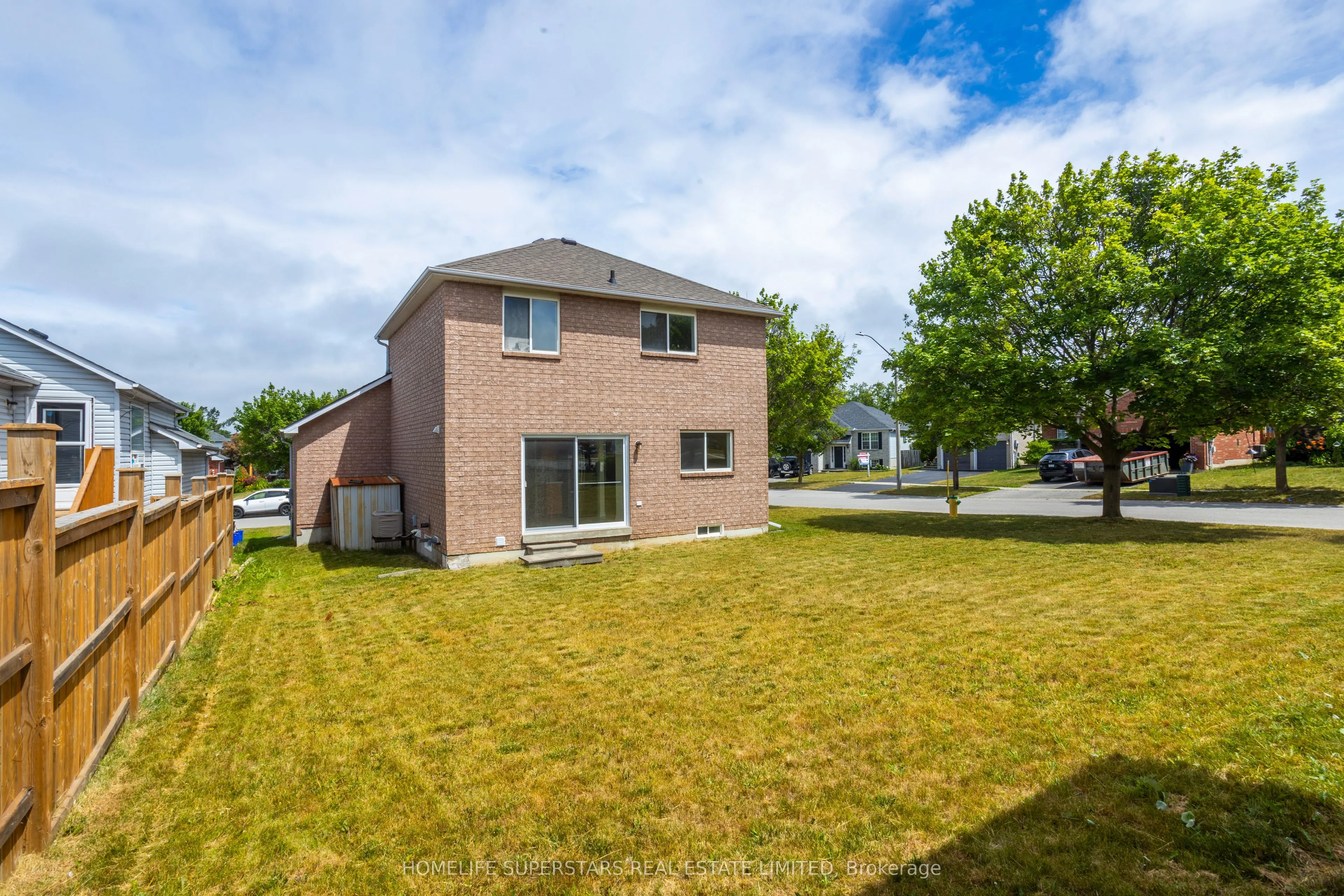 13 Draper Crescent