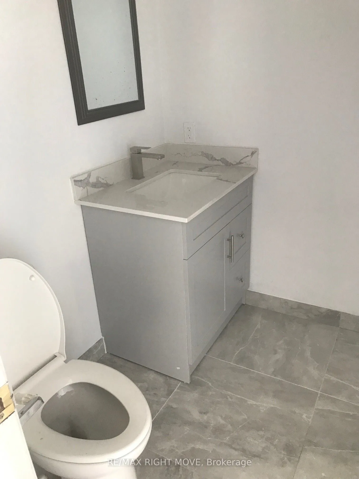 575 West Street S, #3B