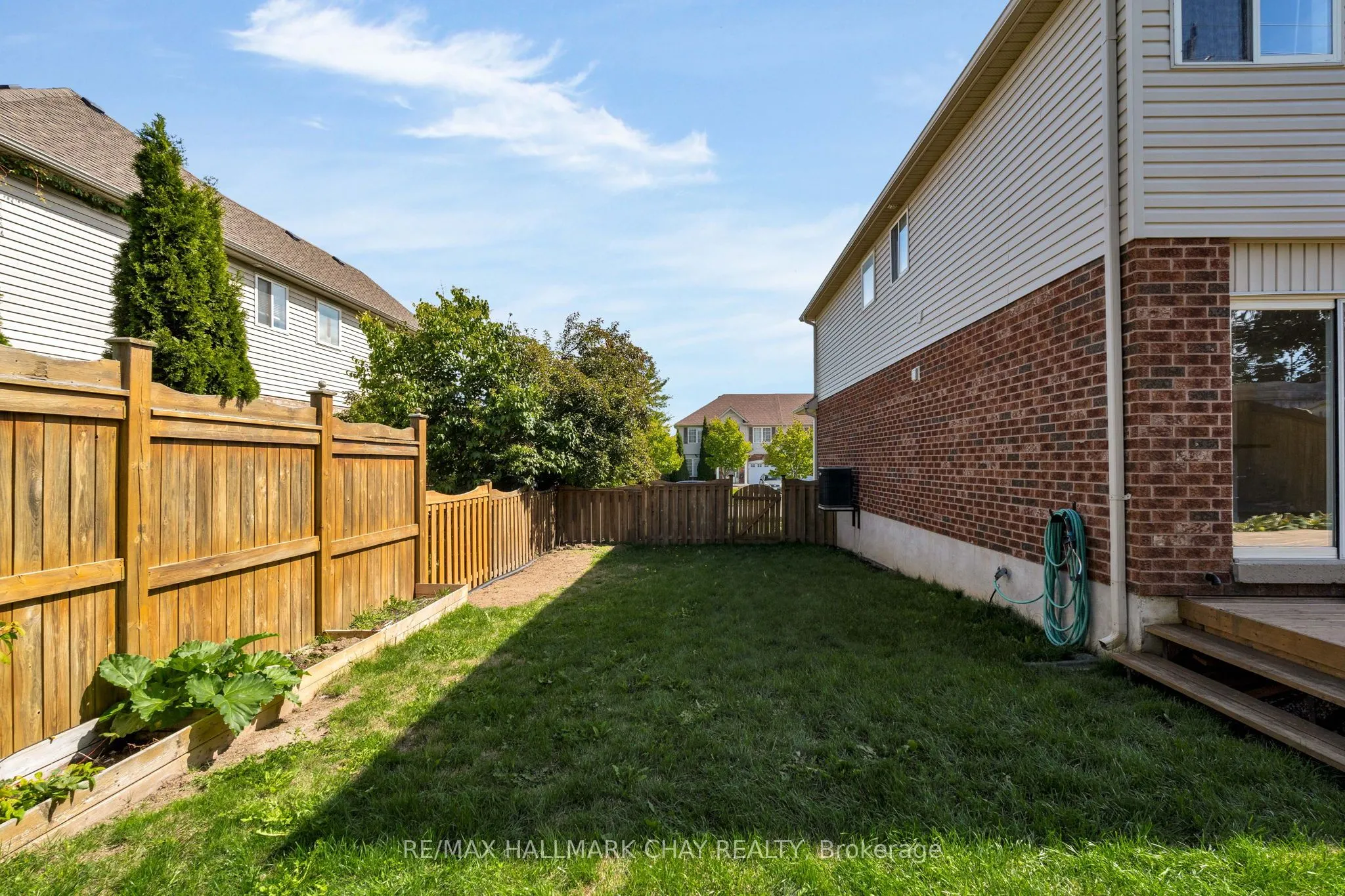 97 Bentley Crescent