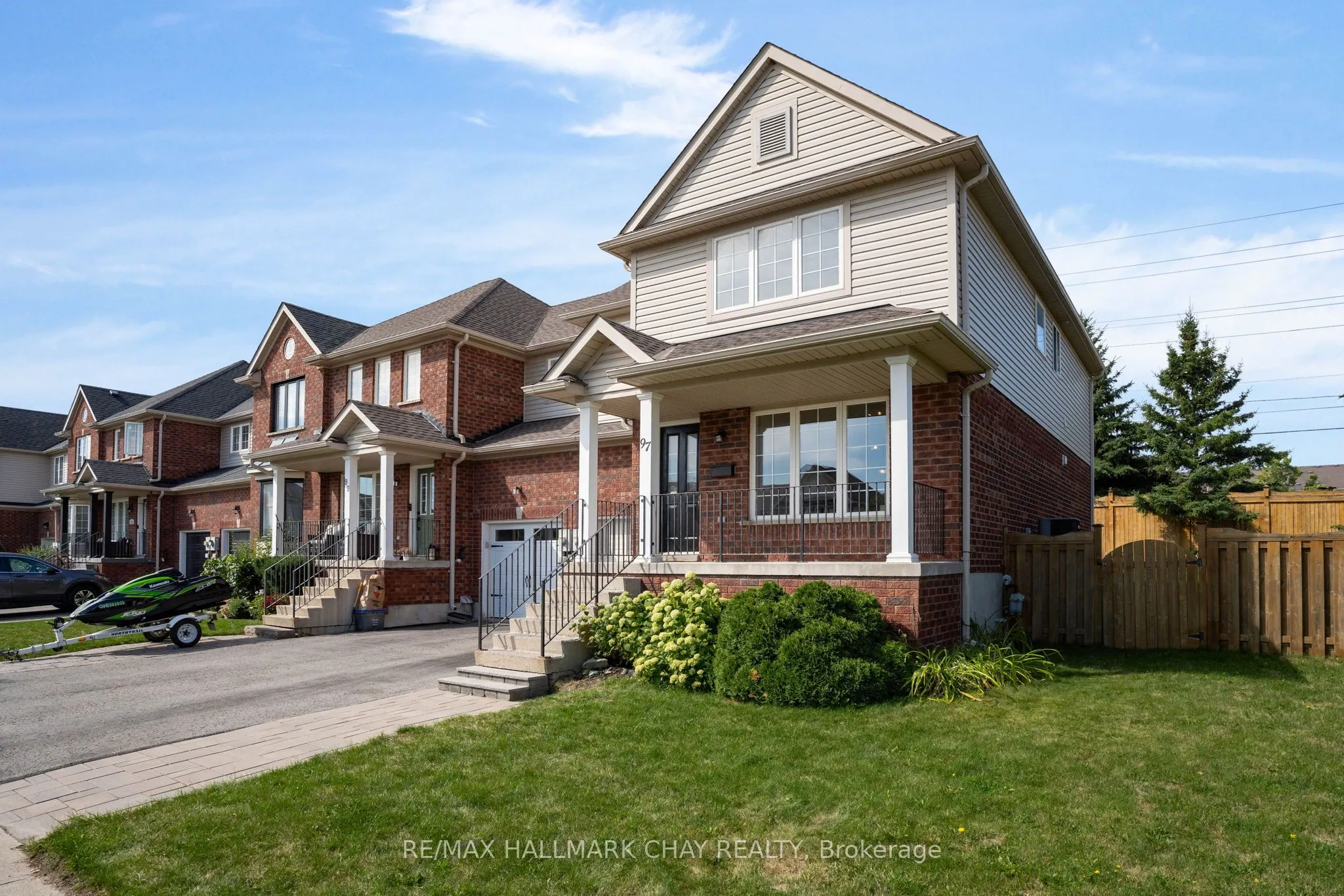 97 Bentley Crescent