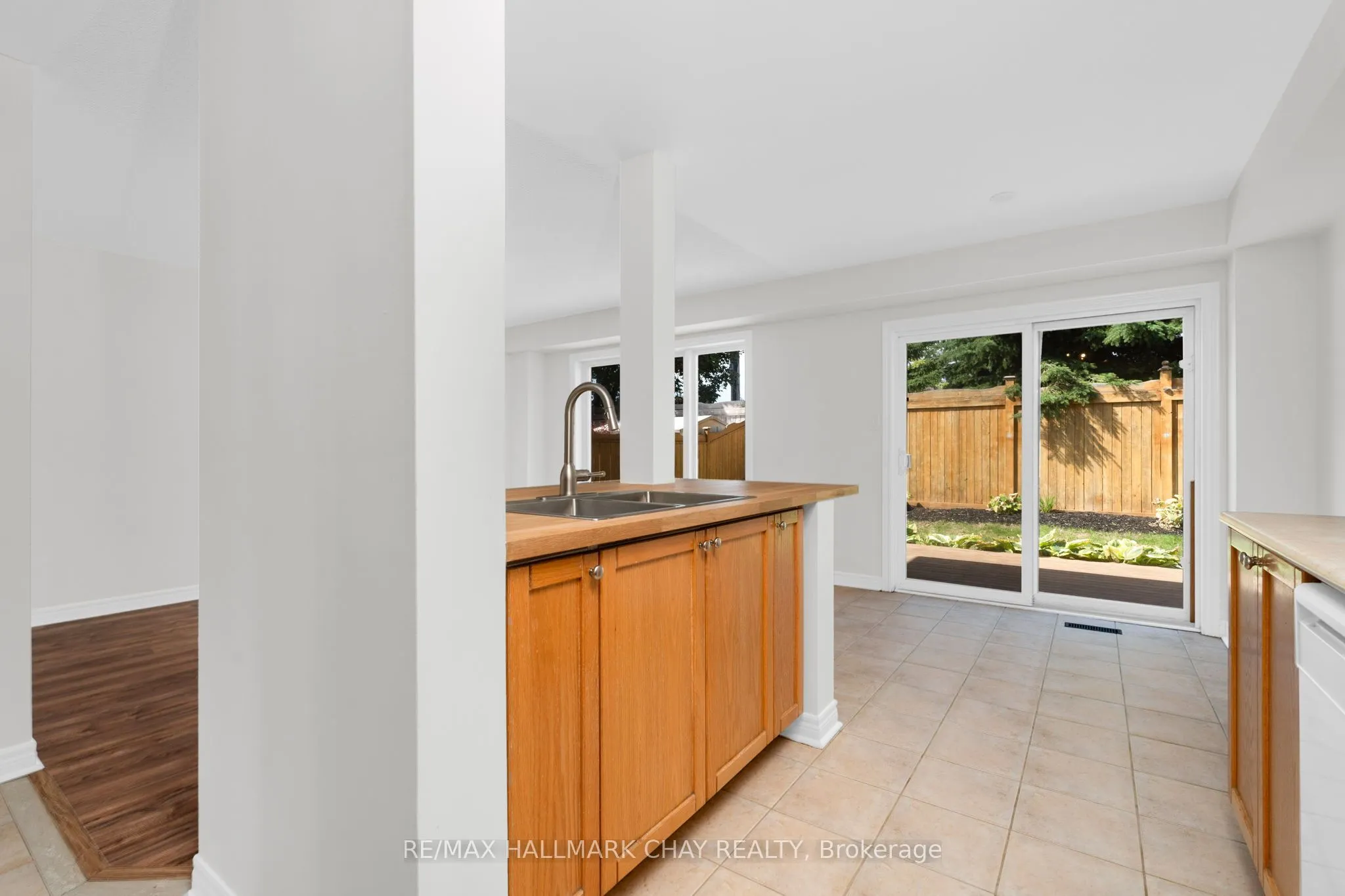 97 Bentley Crescent