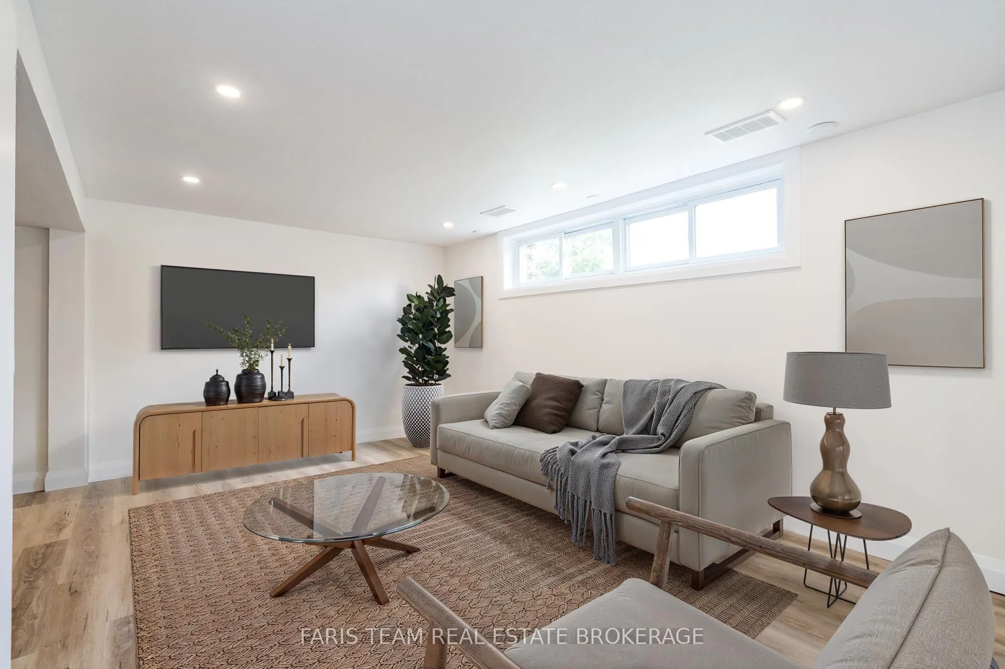 356 Lescaut Road
