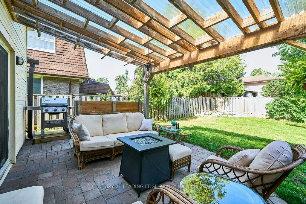 25 Eileen Drive