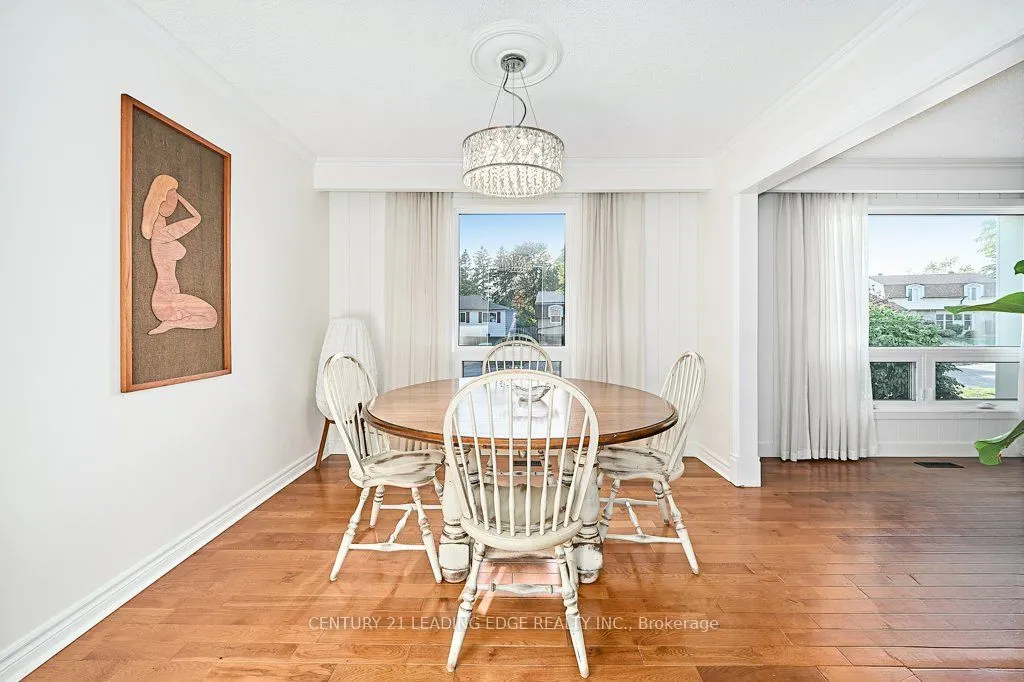 25 Eileen Drive