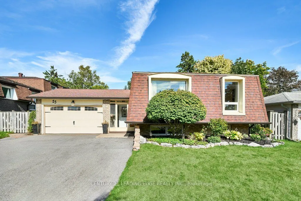 25 Eileen Drive