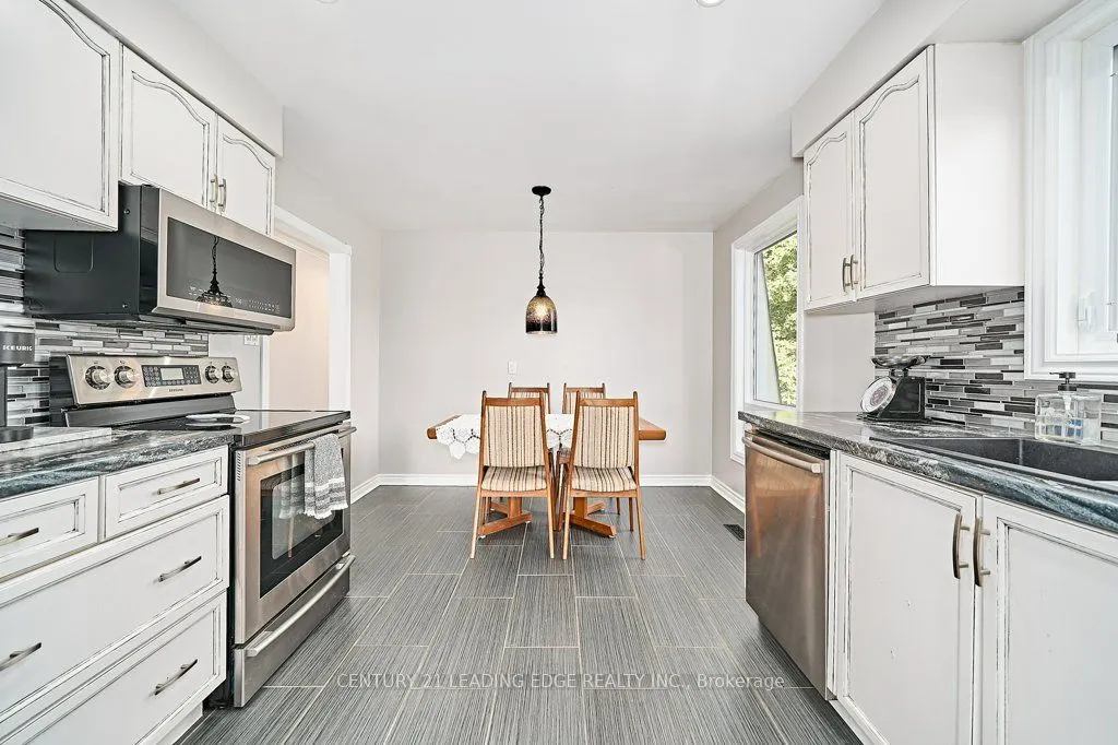 25 Eileen Drive