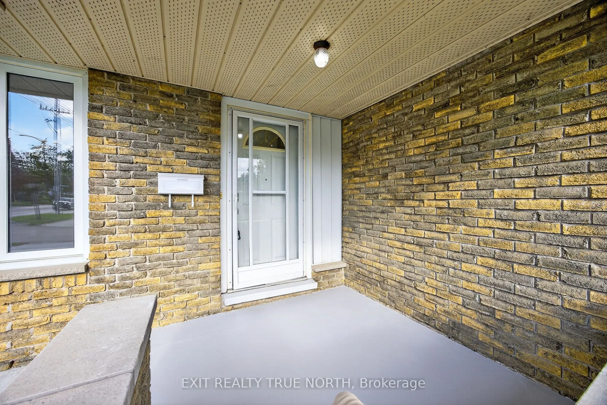 23 Janine Street