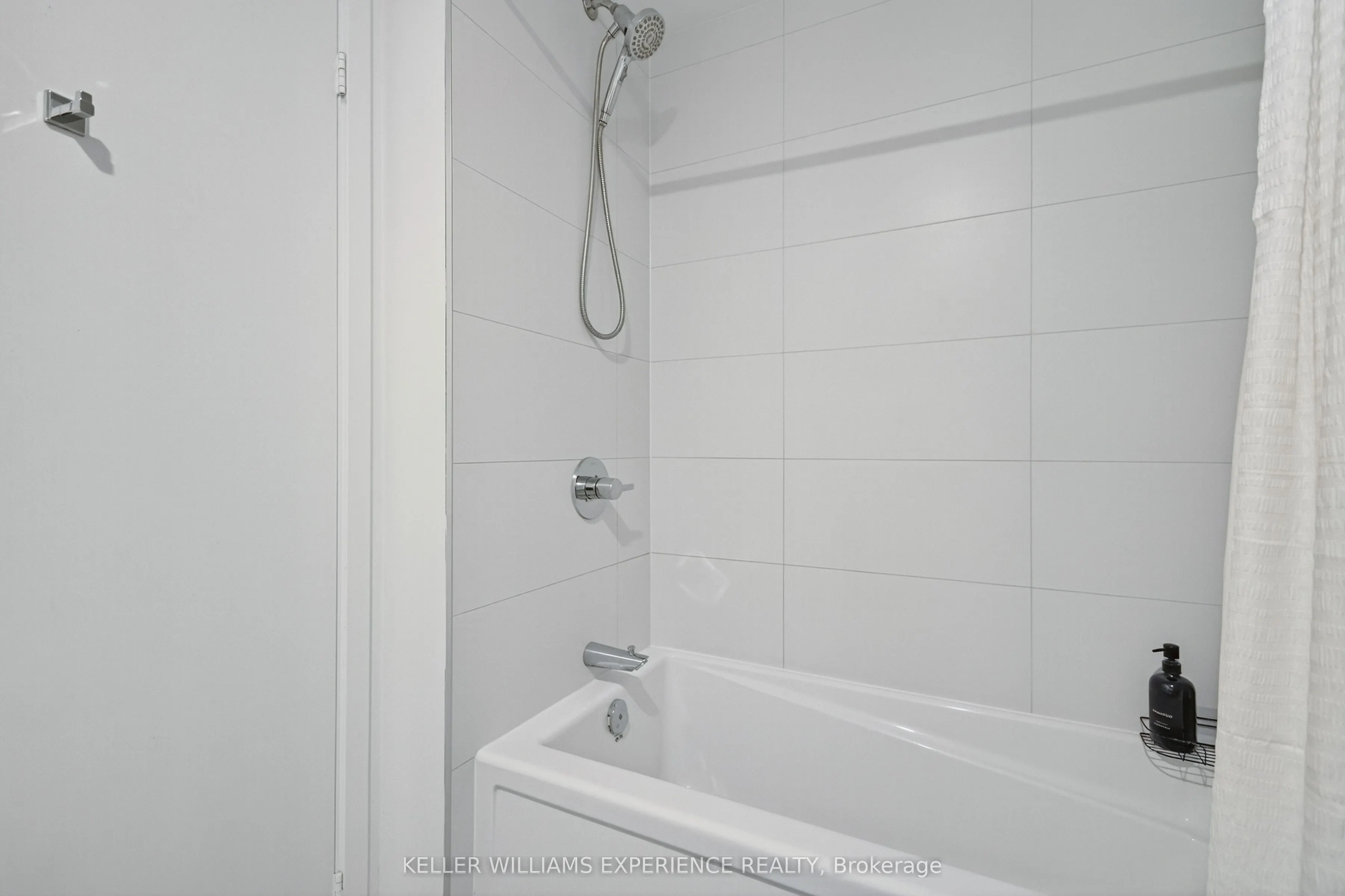 681 Yonge Street, #328