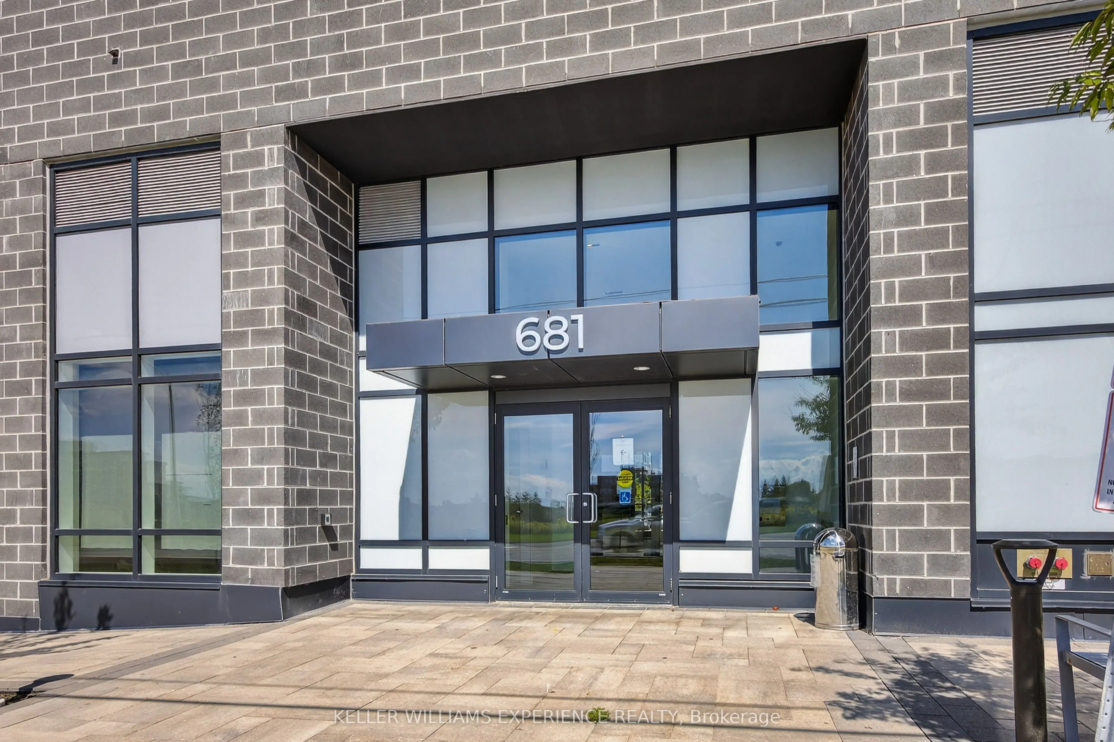 681 Yonge Street, #328