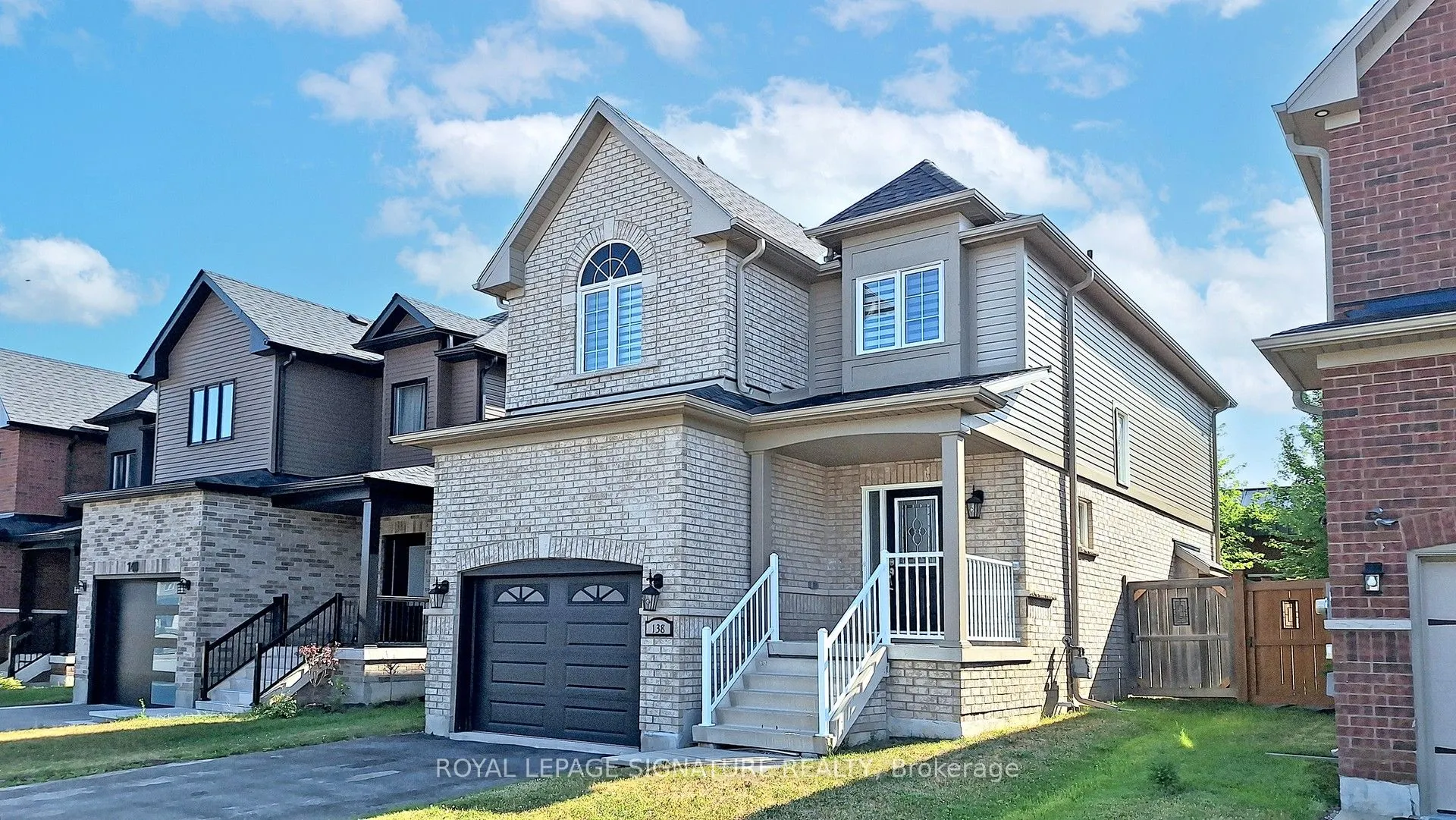 138 Sun King Crescent