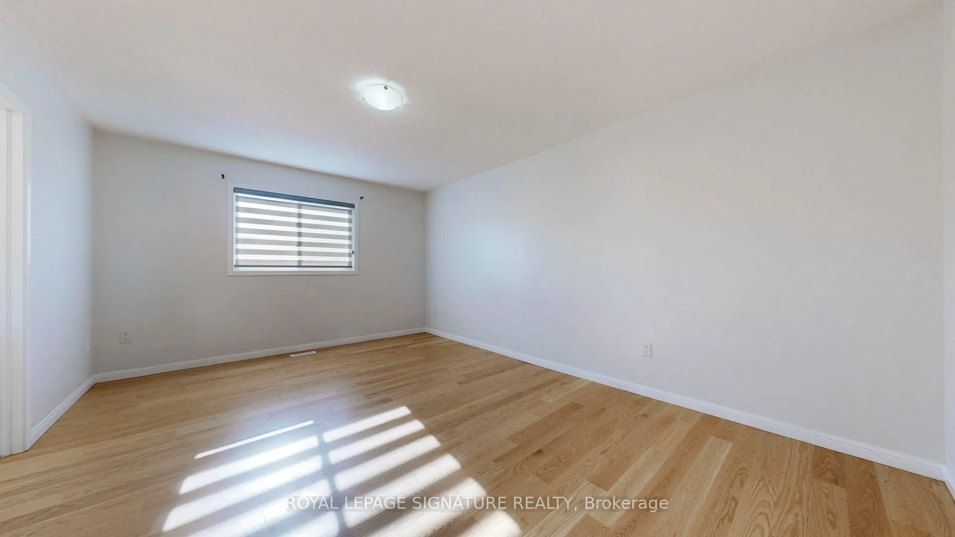 138 Sun King Crescent