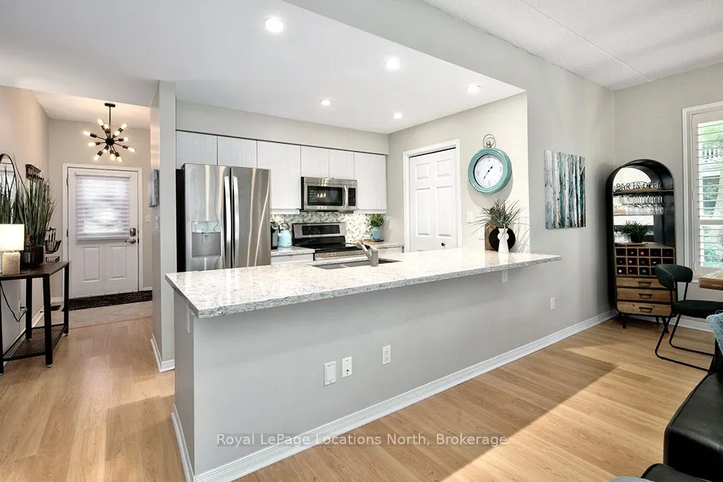 918 Cedar Pointe Court, #11