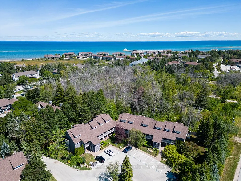 918 Cedar Pointe Court, #11