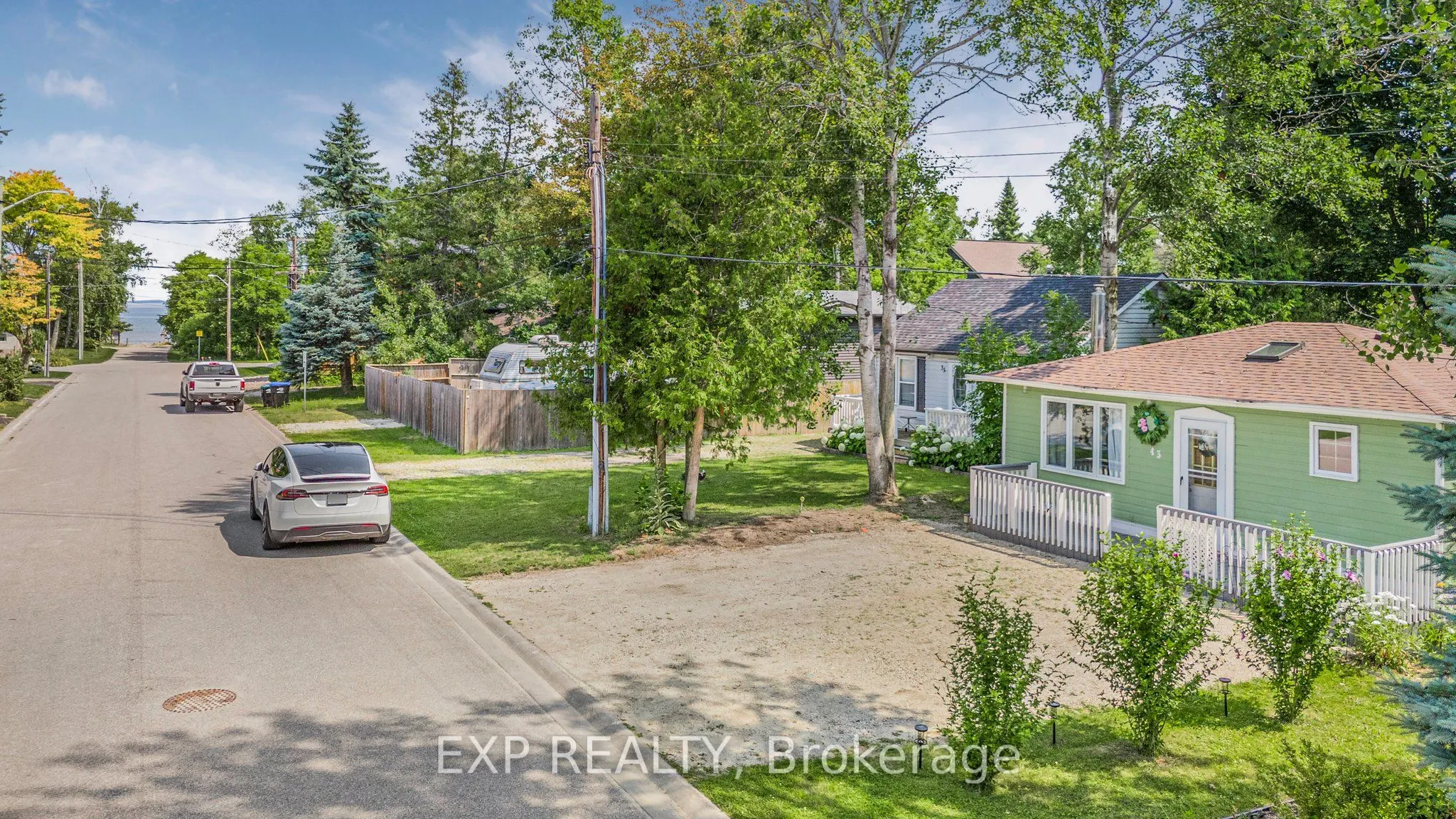 43 68th Street N