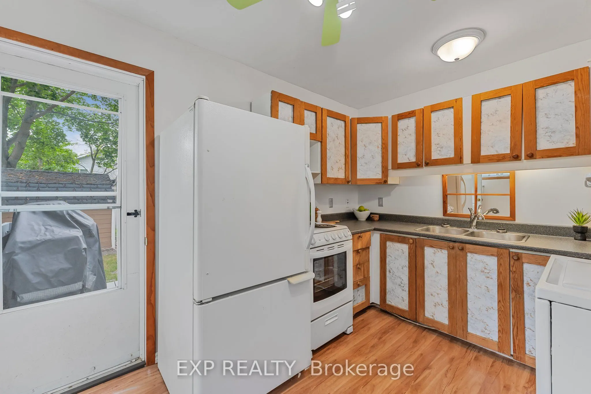 43 68th Street N
