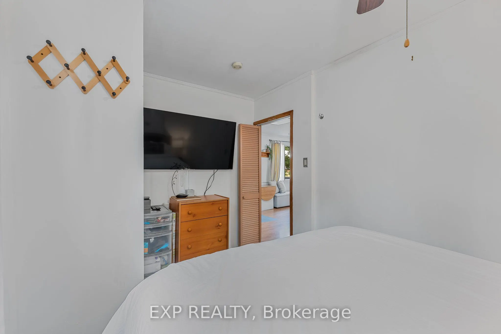 43 68th Street N