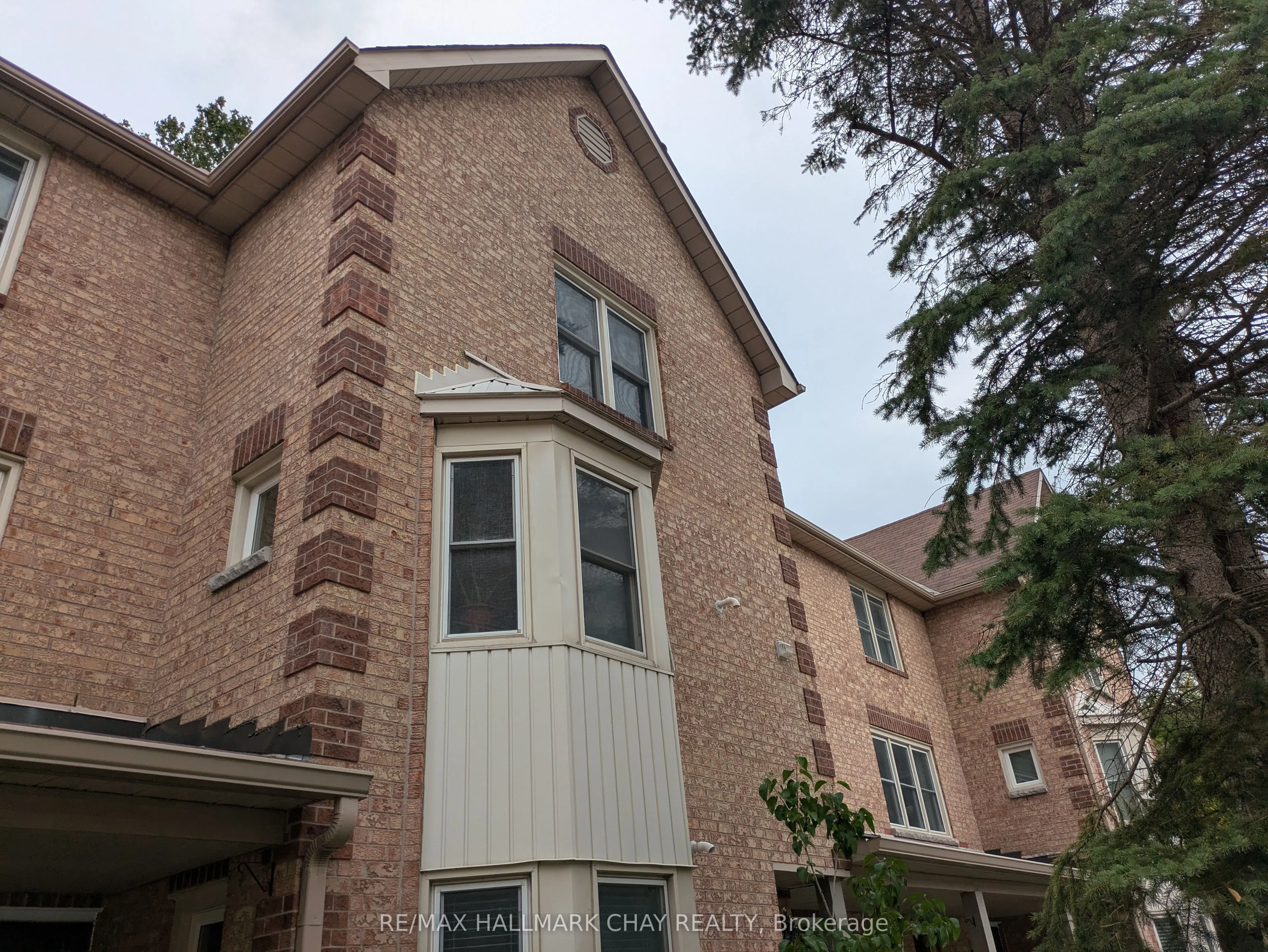 119 D'ambrosio Drive, #22