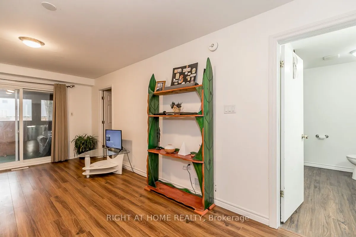 20 Carlton Road, #Lower