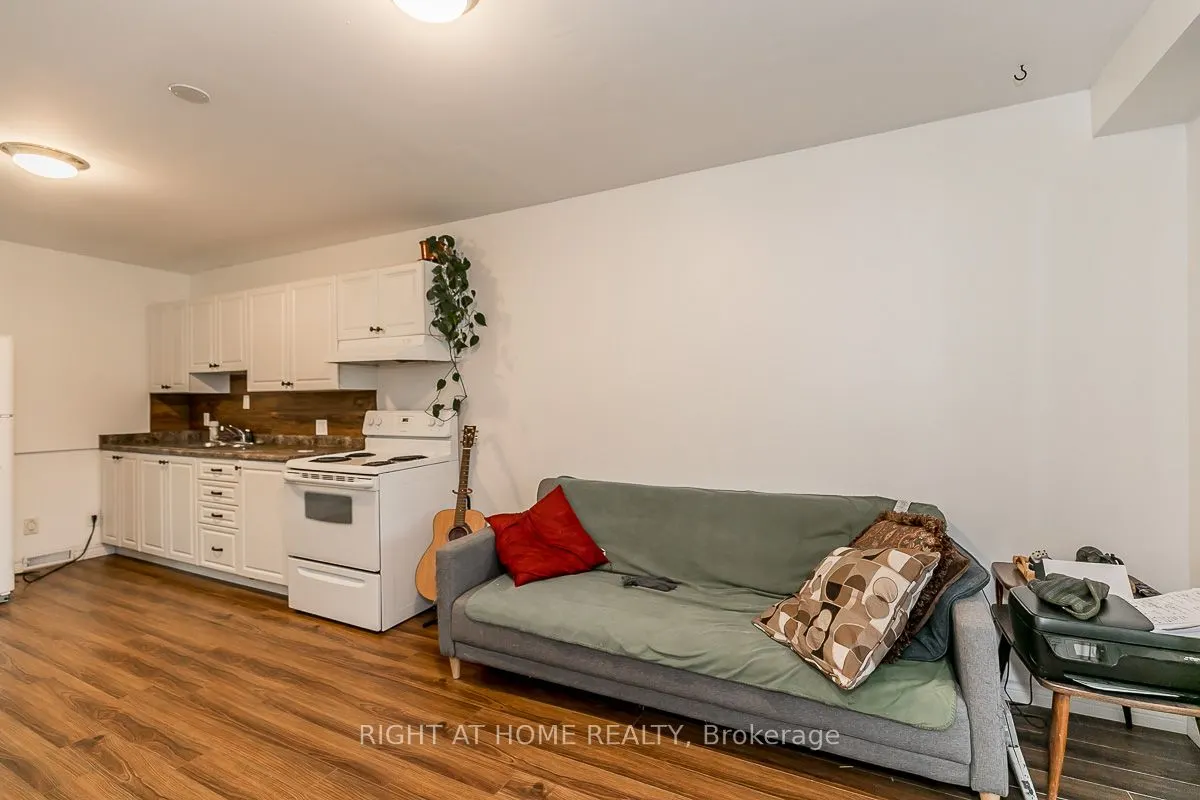 20 Carlton Road, #Lower