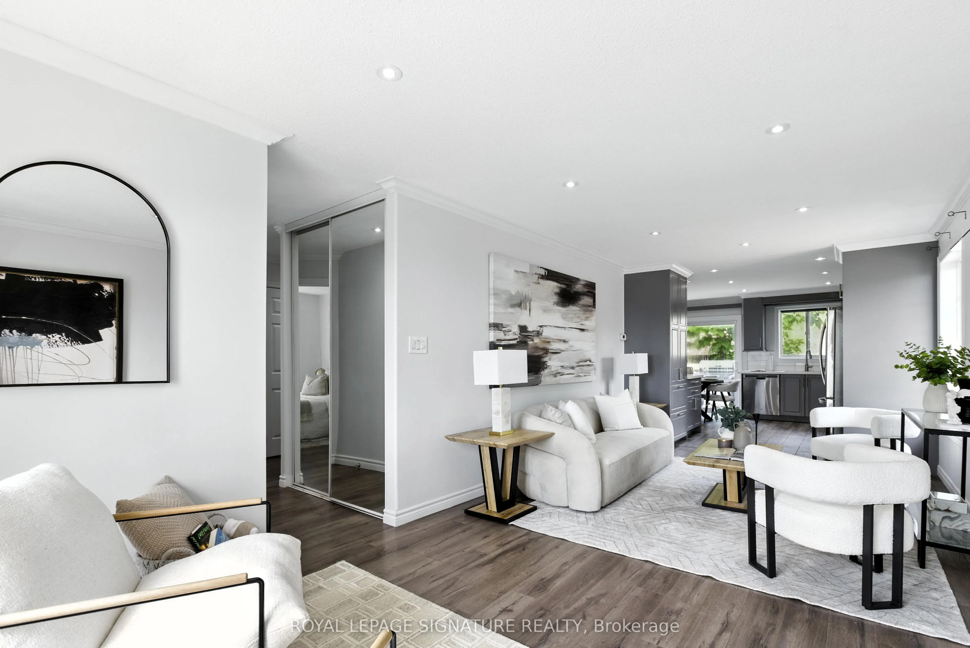 20 Pacific Avenue, #Main