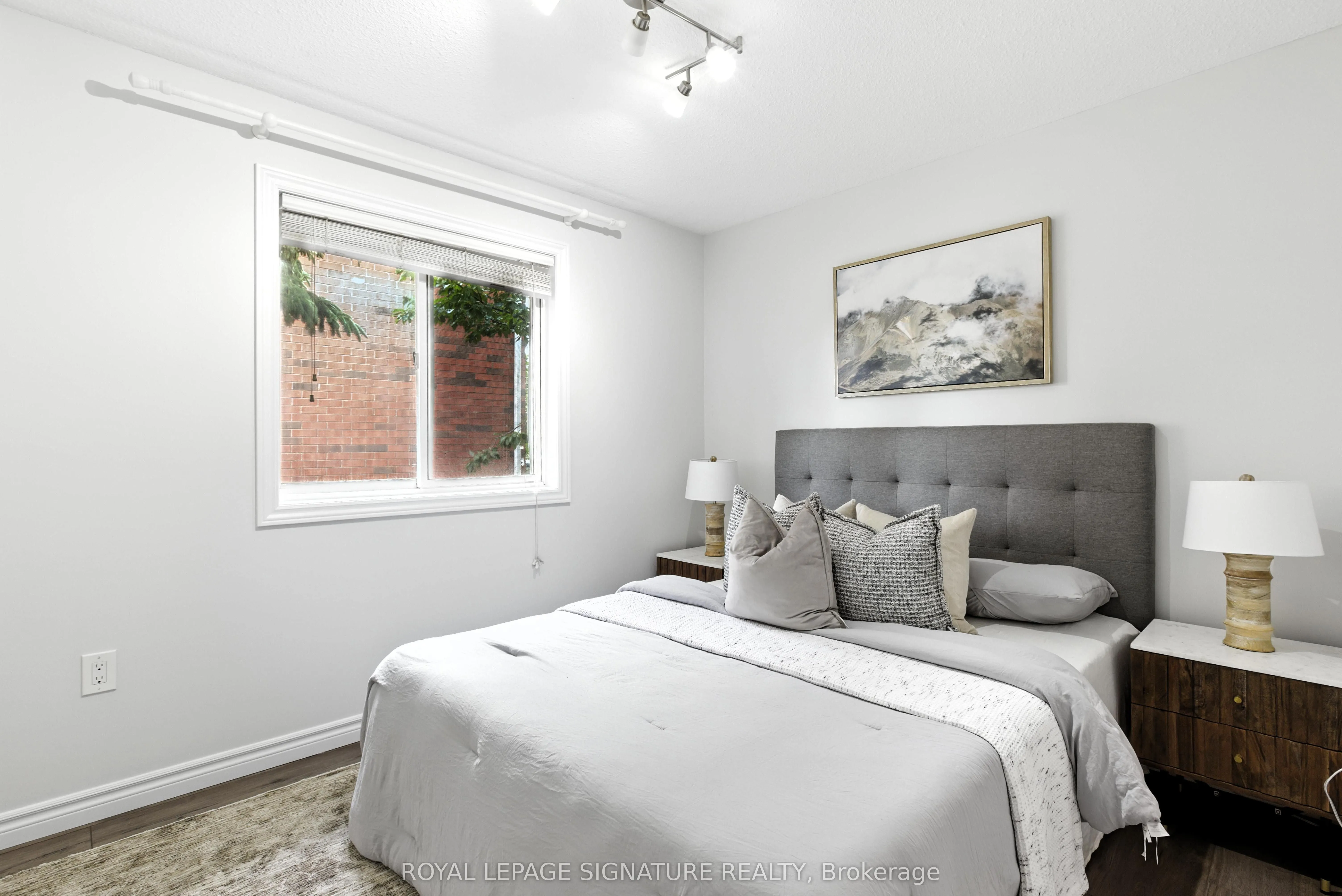 20 Pacific Avenue, #Main