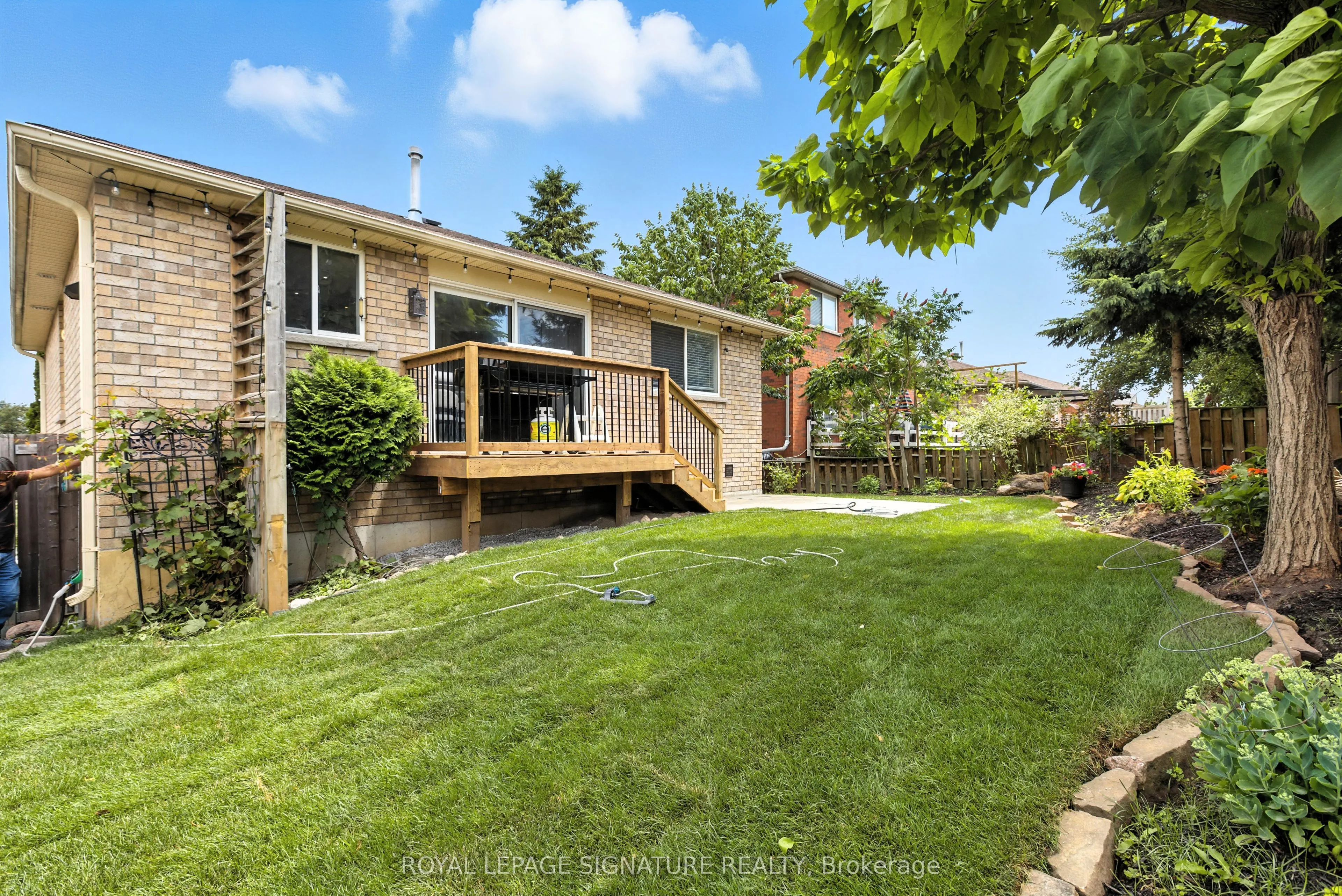 20 Pacific Avenue, #Main