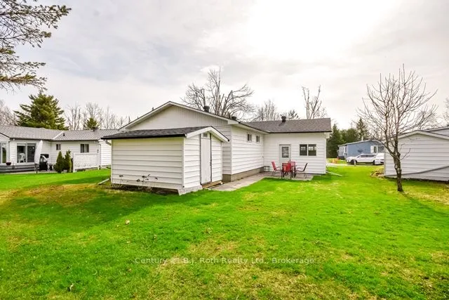 22 TAMARACK Drive